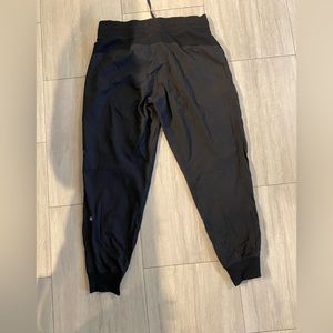 Size 10 LuLulemon Joggers for women